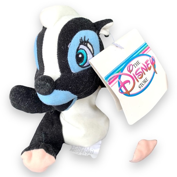 Disney - Flower skunk bean brag 8” - Picture 1 of 3